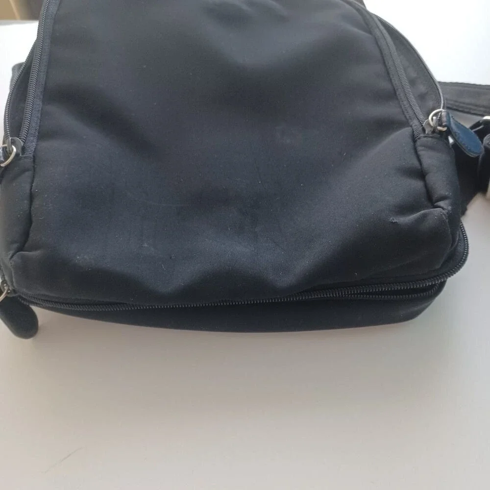 HOBO International Backpack Vintage 90s Y2K‎ Nylon Black Adjustable Straps